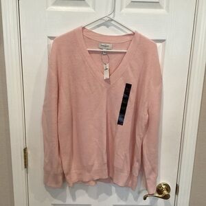 NWT..Banana Republic Size Large Sweater